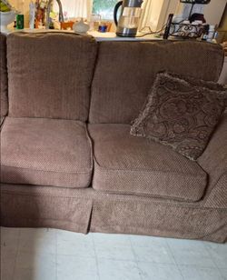 2 sofas