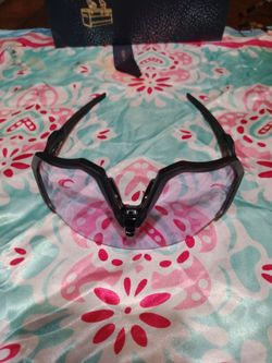 Oakley 009401 136 NPI USA ESS Sunglasses Matter Blacks Frame Clear Lenses 40MM motorcycle Riding Glasses