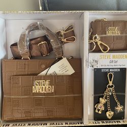 Steve Madden-Purse Gift Set