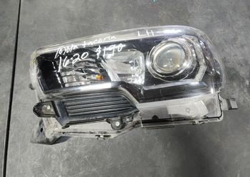 Toyota Tacoma Headlight Left Driver Side 2016 2017 2018 2019 2020 Part $190 H
