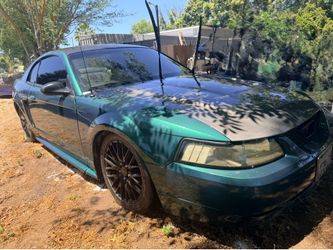 2000 Ford Mustang