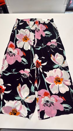 Express Culottes NWT
