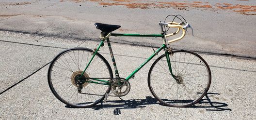 1977 tour Da France 10 speed and 1977 10 speed