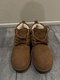 Black/ Brown Uggs