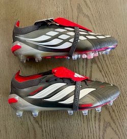🔥🔥Adidas Predator Elite Fokd-Over Tongue AG Lucid Red Soccer Cleats - size 5 & 6