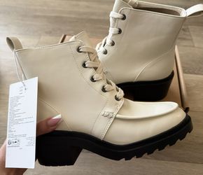 White Combat Boots Women’s Size 7.5