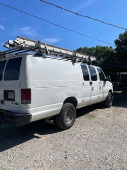 2013 Ford E-250