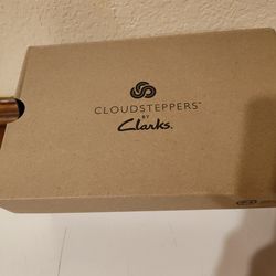 Cloud strippers by Clarks black size 8 and 1/2 medium brand new never worn asking $60 firm on price