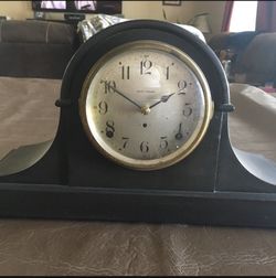 Seth Windup Mantle Clock