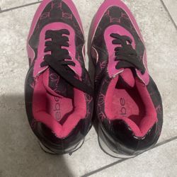 New Bebe Sneaker Size 7