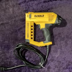 🧰🛠DEWALT Corded Electric 5-in-1 Multi-Tacker and Brad Nailer-LIGHTLY USED!-$55!🧰🛠