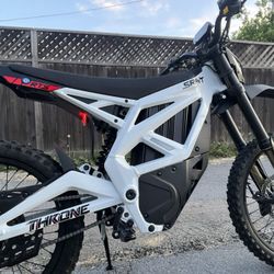 Throne Srpnt Electric Bike 
