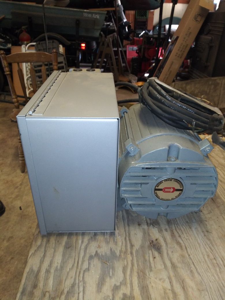 Heavy duty rotary phase converter