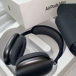 Apple AirPods Max (Lightning) Wireless Over-Ear Headset - Space Gray (MGYH3AM/A)