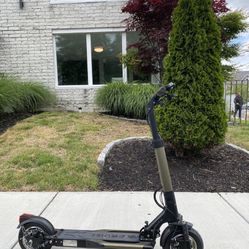 Electric Scooter NO CHARGER 