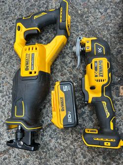 DeWalt 20V Brushless Reciprocating Saw & Oscillating Tool with 5Ah Battery