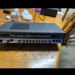 vintage  - Gallien Krueger  Amp  mode 10001 RB