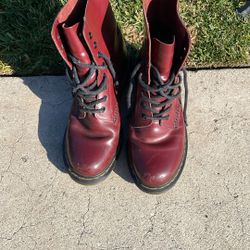 Dr Martens Size 8