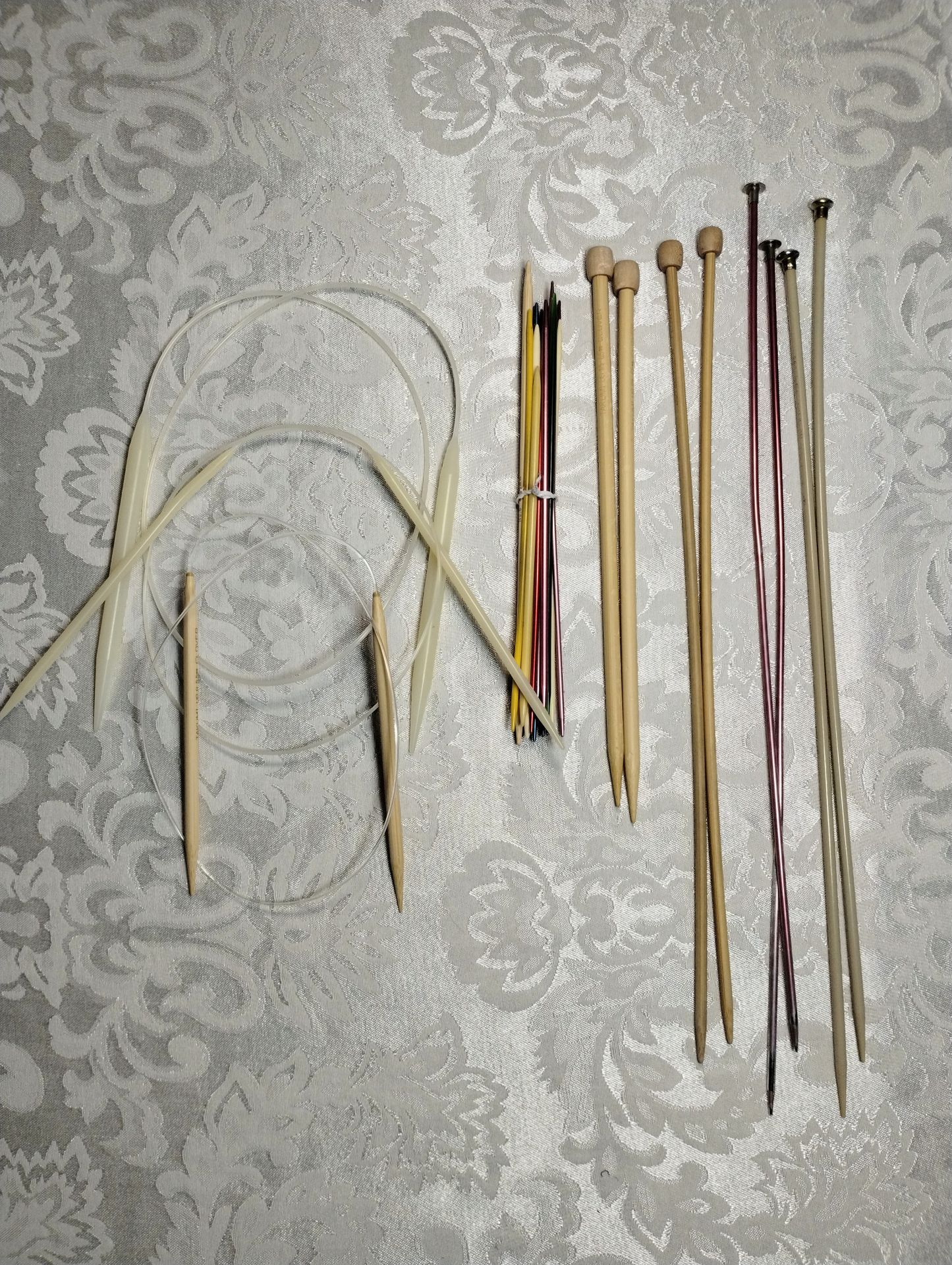 Small Knitting Needle Lot