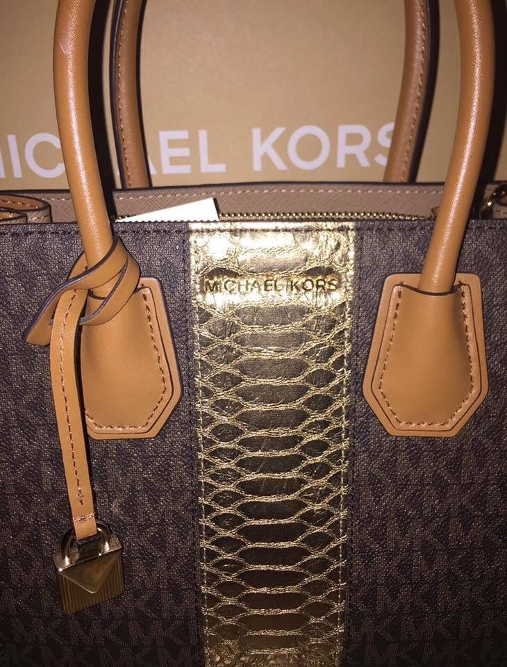 New Authentic Michael Kors Messenger Top handle Brown & Gold signature crossbody bag ~ Retails for $248