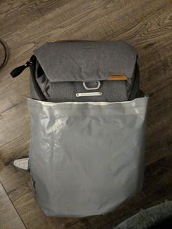 Peak Design Everyday Backpack V2 Charcoal New