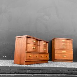 Gorgeous MCM Solid Wood Dresser Set In Mahogany With Original Hardware