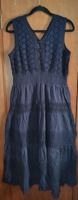 Woman's Dress Size L