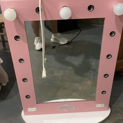 Vanity Girl Hollywood