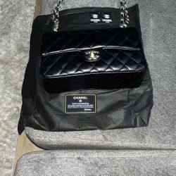  Chanel Black Quilted Leather Bag 