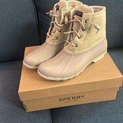 Sperry Rainboots Ivory