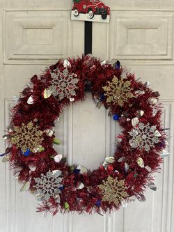 Homemade Christmas Wreaths Thumbnail