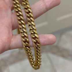 14k Gold Cuban Link Chain