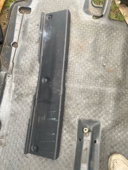 Trunk cover trim Subaru legacy Outback