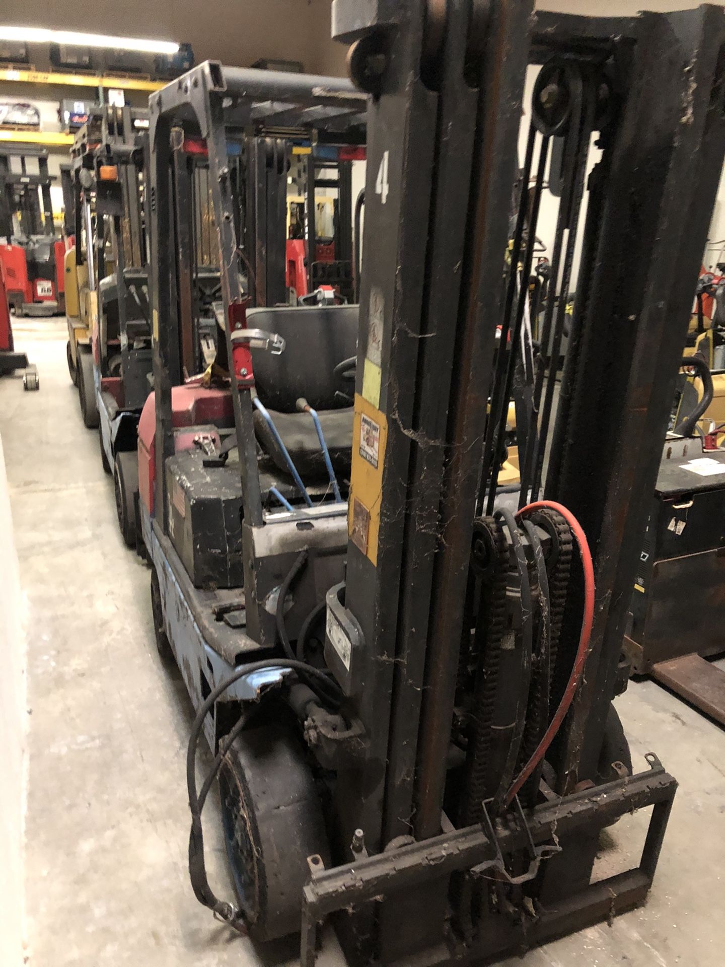 Non-Running TCM 5,000lbs Forklifts