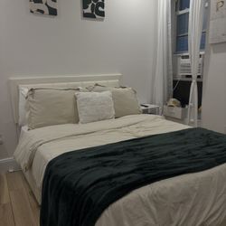 Full Size Bed with Mattress 
