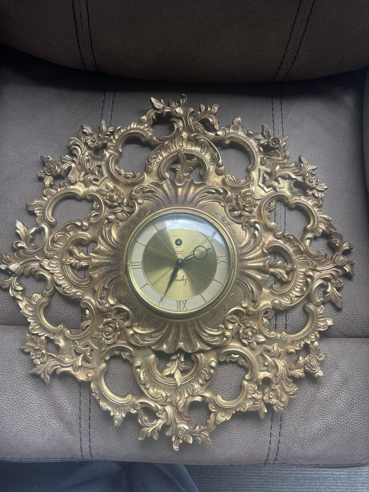 Syroco Ornate Clock 19" Mid Century 8 Day Wind Up Vintage