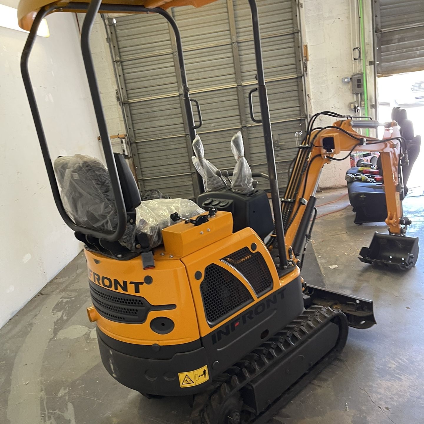 Mini Excavator-Kubota diesel Engine-Comes With All Attachments Bucket,Auger,and pavement Breaker!!!1.2 Hours On Engine