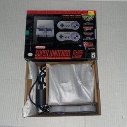 Super Nintendo Entertainment System (Classic Edition)