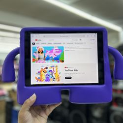 iPad 6th Gen | 32 GB | wifi only w/ free kids case