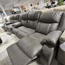 Reclining Sofa Set | WINTER SPECIAL ❄️