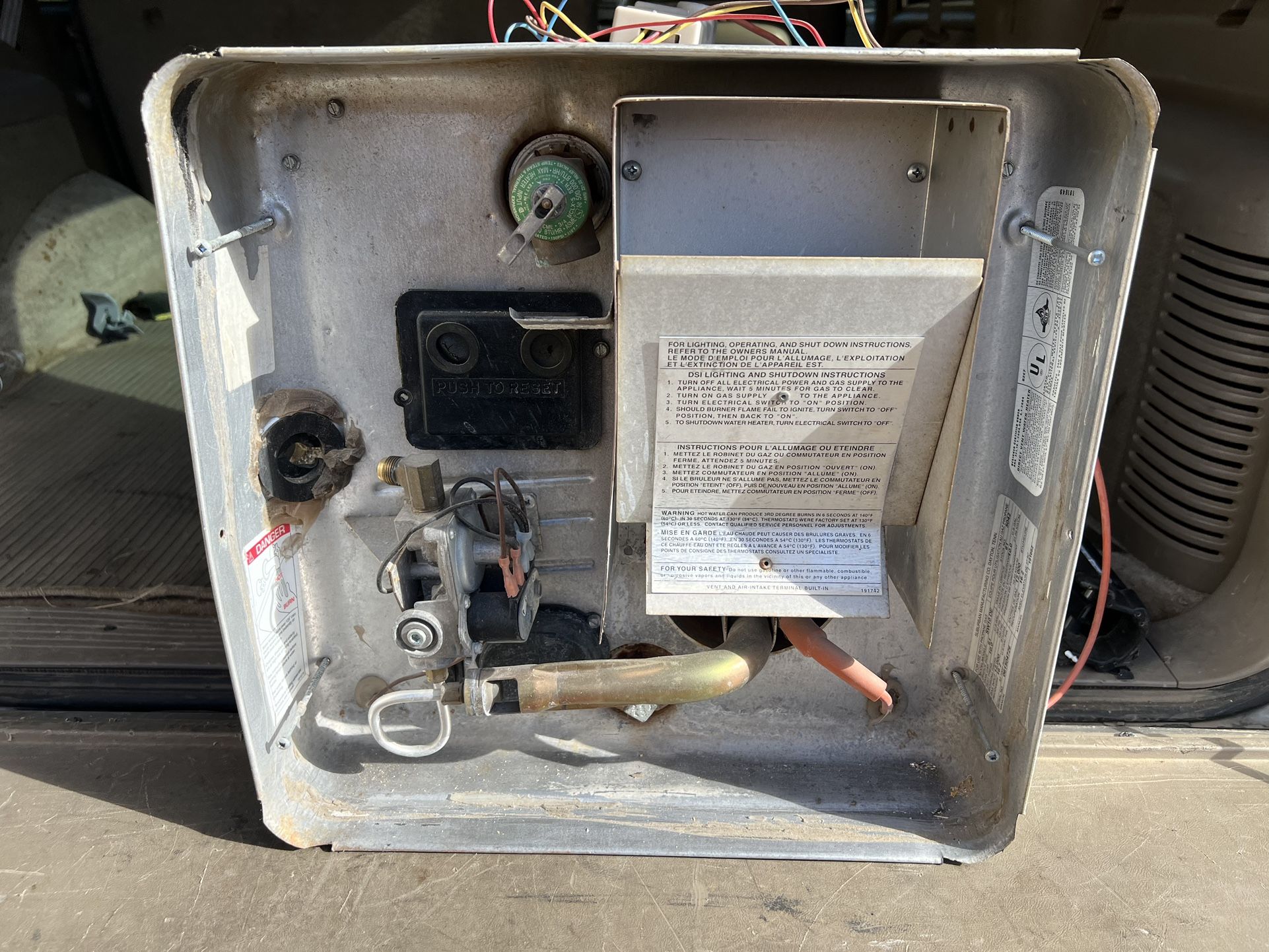 Suburban 5145A Water Heater DSI-LP Gas/Electric SW10DEM - 10 Gallon for  Sale in Sun City, AZ - OfferUp