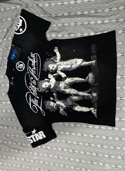 HELLSTAR black and white shirt