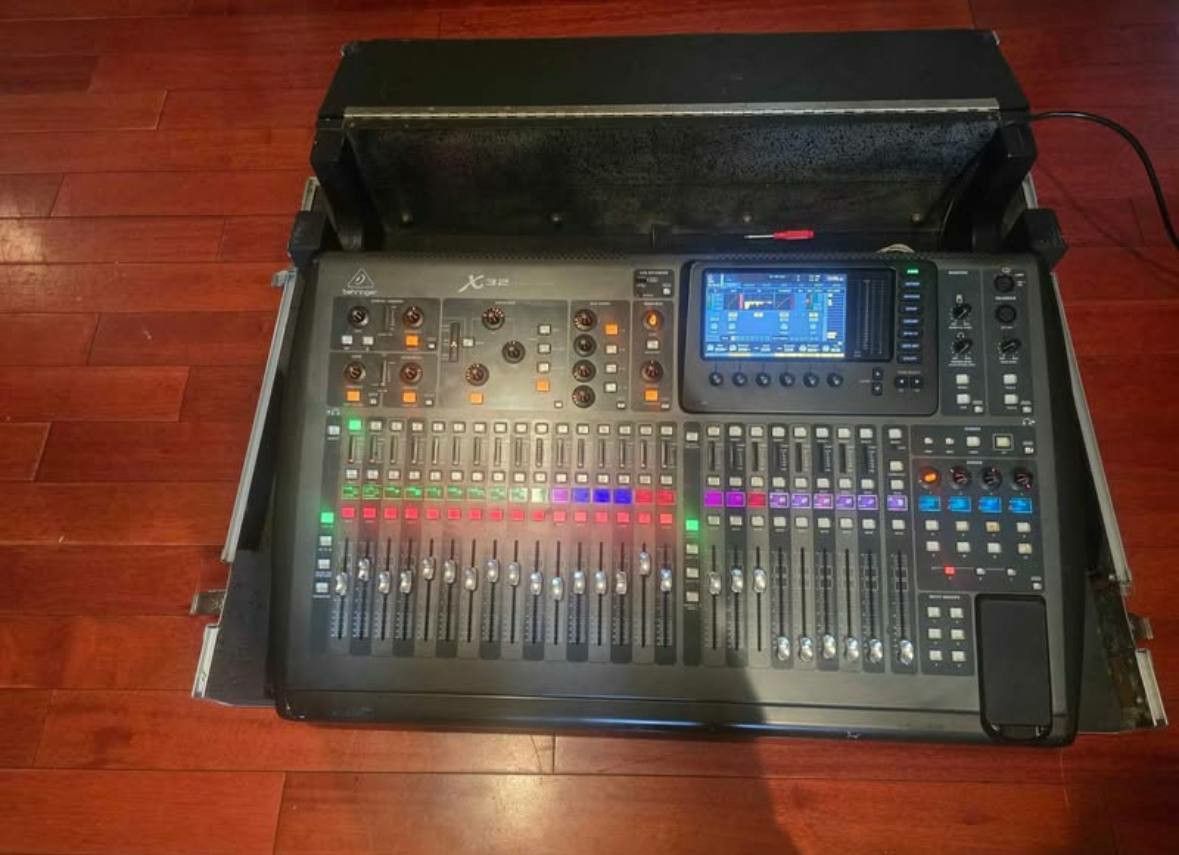 Behringer-X32