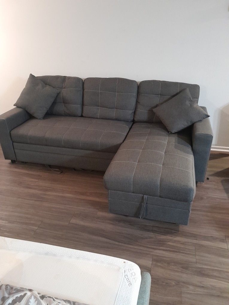 Couch With Pull Out Bed