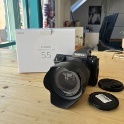 Fujifilm GFX 100 W/ GF 55mm Lens