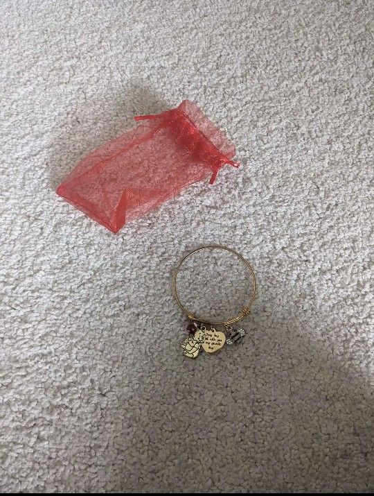 Bracelet