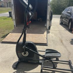 Schwinn A40 Elliptical 