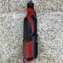 Milwaukee M12 Rotary Tool