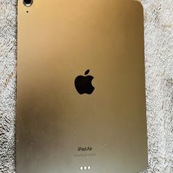 Apple iPad Air ( Excellent Condition)
