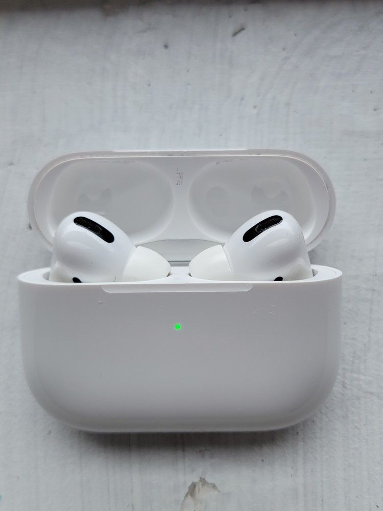 Airpods Pro (1st Generation)